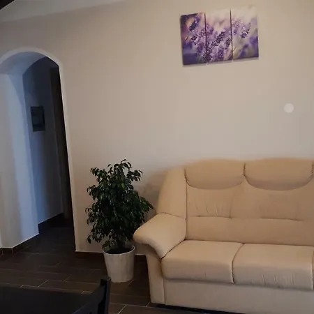 Apartment Gea *