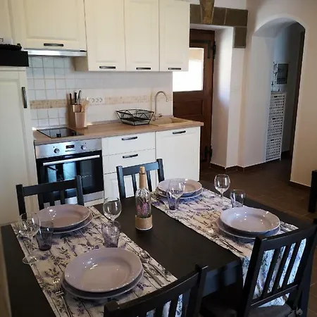 Gea Apartment Lucija